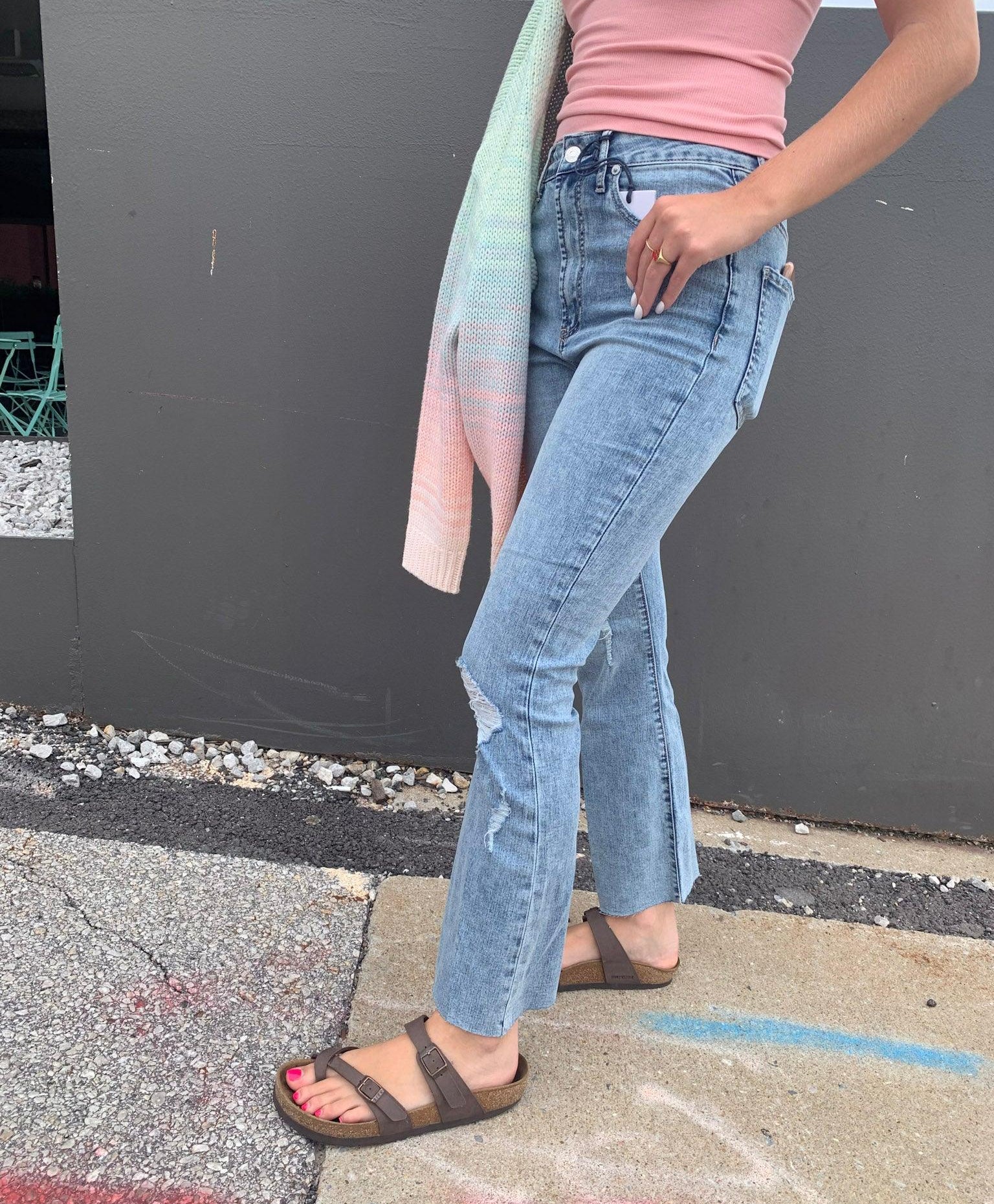 Linden Cropped Ankle Jeans - Fox Trot Boutique